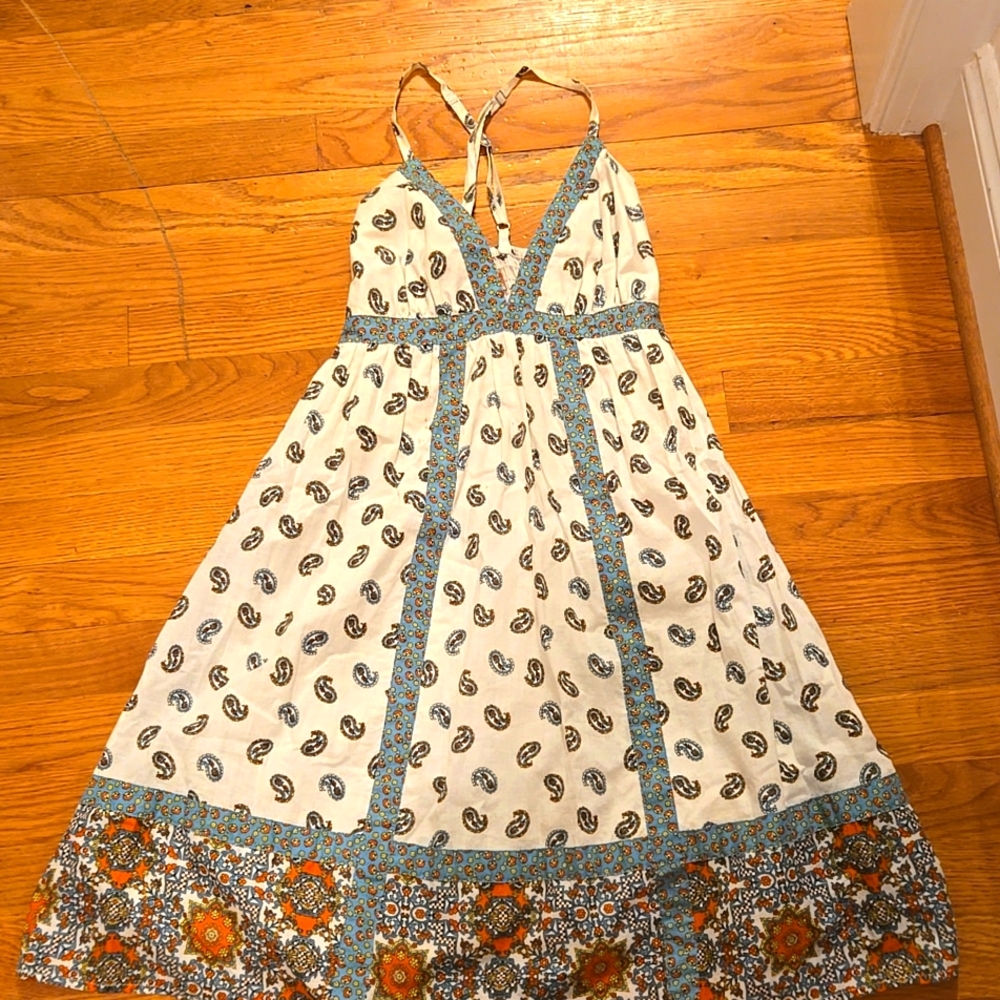 Summer Dress Barely Worn. Sz is XS/S. Straps Are Adjustable.